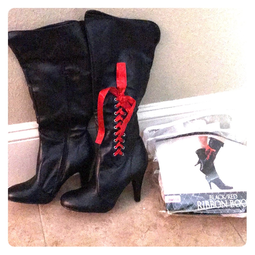 Black/red Ribbon Boots